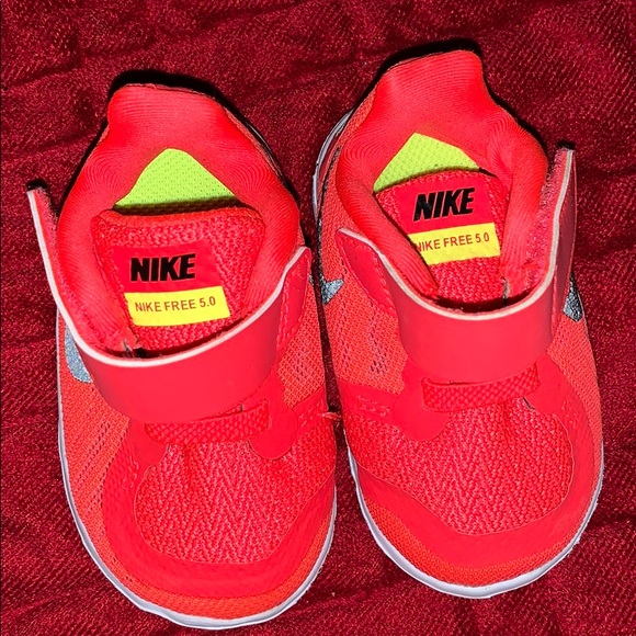 Nike size 2c - Picture 3 of 5